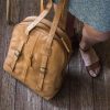 VOYAGER- PREMIUM LEDER IN COGNAC